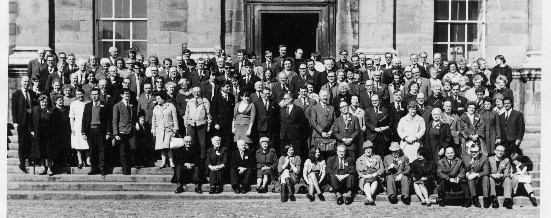 Congress members on steps of Dining Hall, Trinity College, Dublin